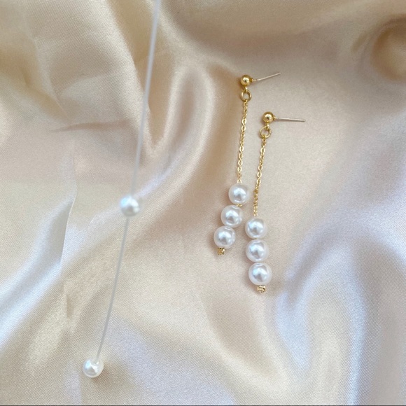 💙💕Last One Pearl Metal Threader Drop Earrings - Picture 4 of 10